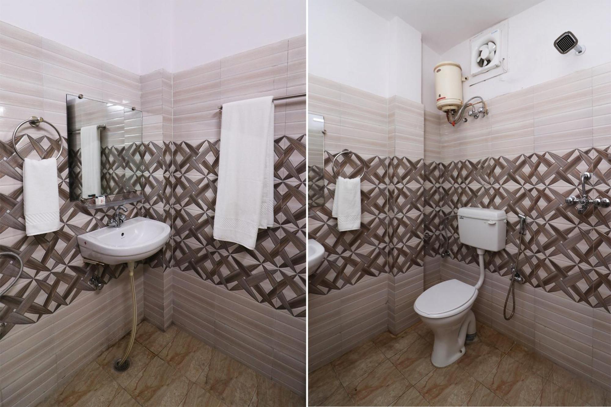 Oyo Triage Home Stay Нойда Экстерьер фото