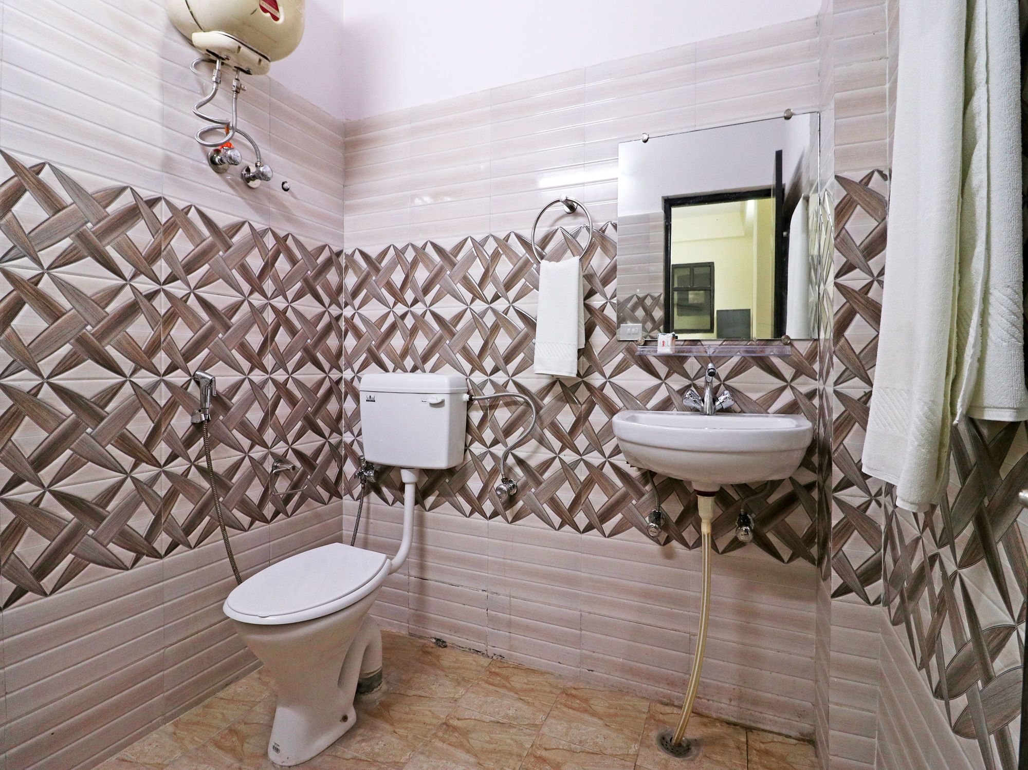 Oyo Triage Home Stay Нойда Экстерьер фото